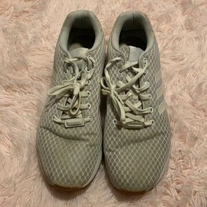 Adidas Torsion (Light Grey) Sneakers